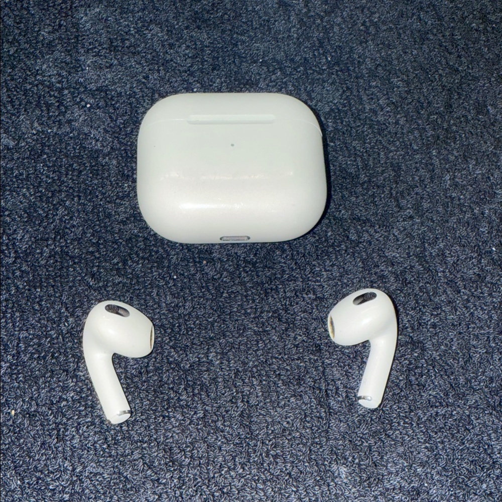 Apple AirPods